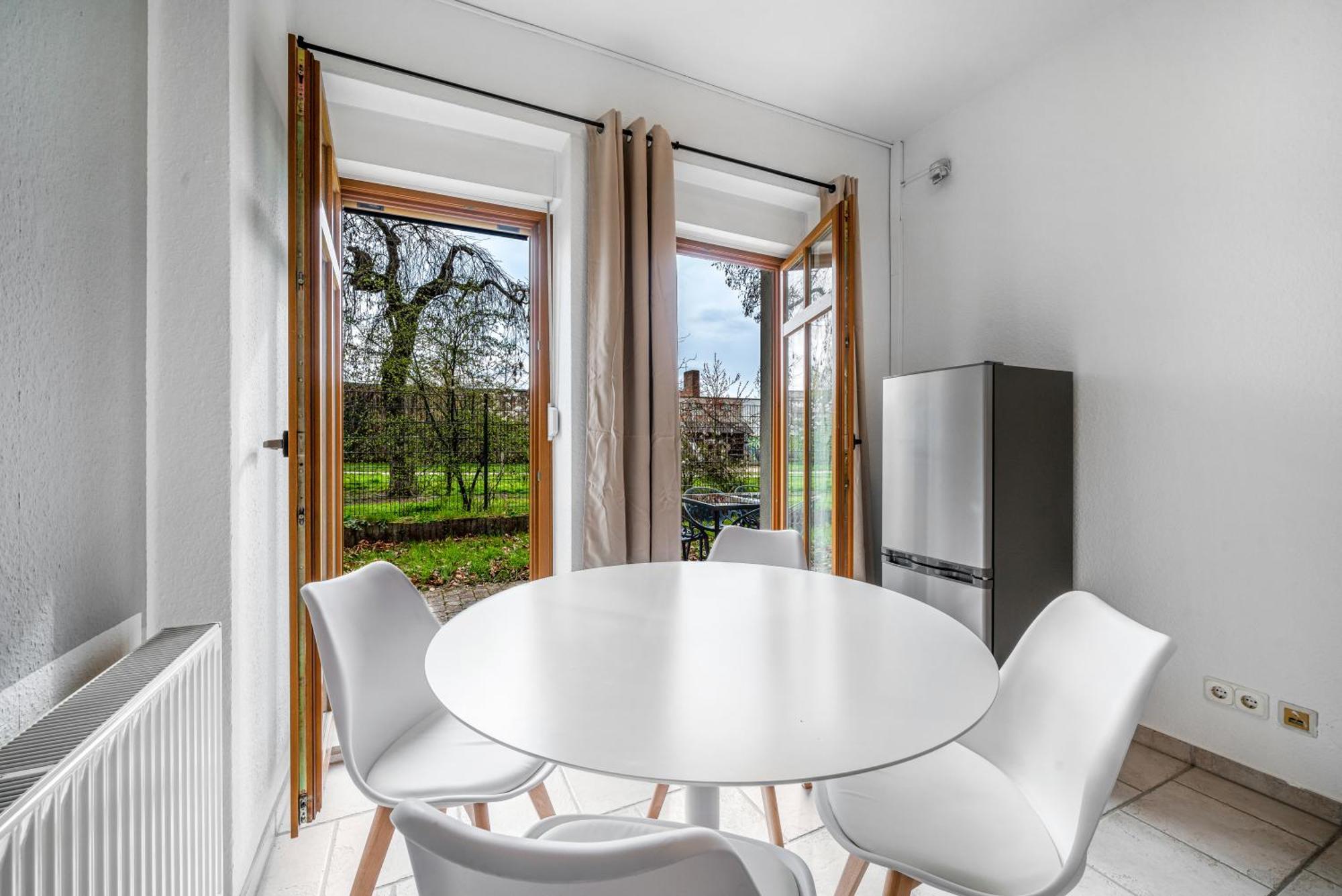 Lehastays - Apartments Buckau 16A I Kueche I Smart Tv Mit Netflix I Toller Innenhof Magdeburg Exterior photo